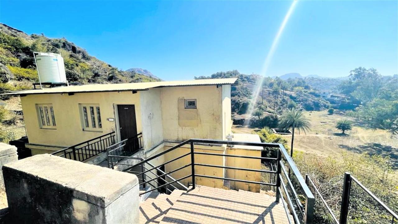 Shikhar Bunglow - A Stunning Valley View Bungalow In Mount Abu住宿加早餐旅馆 外观 照片