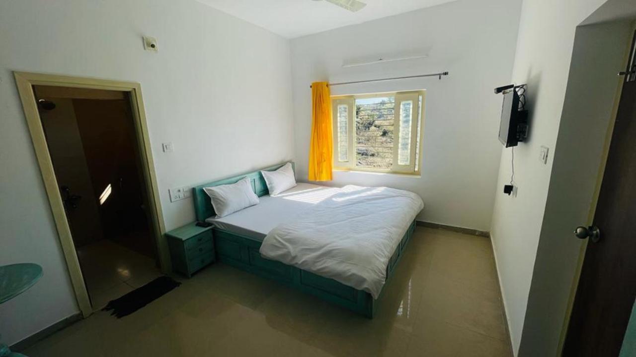 Shikhar Bunglow - A Stunning Valley View Bungalow In Mount Abu住宿加早餐旅馆 外观 照片